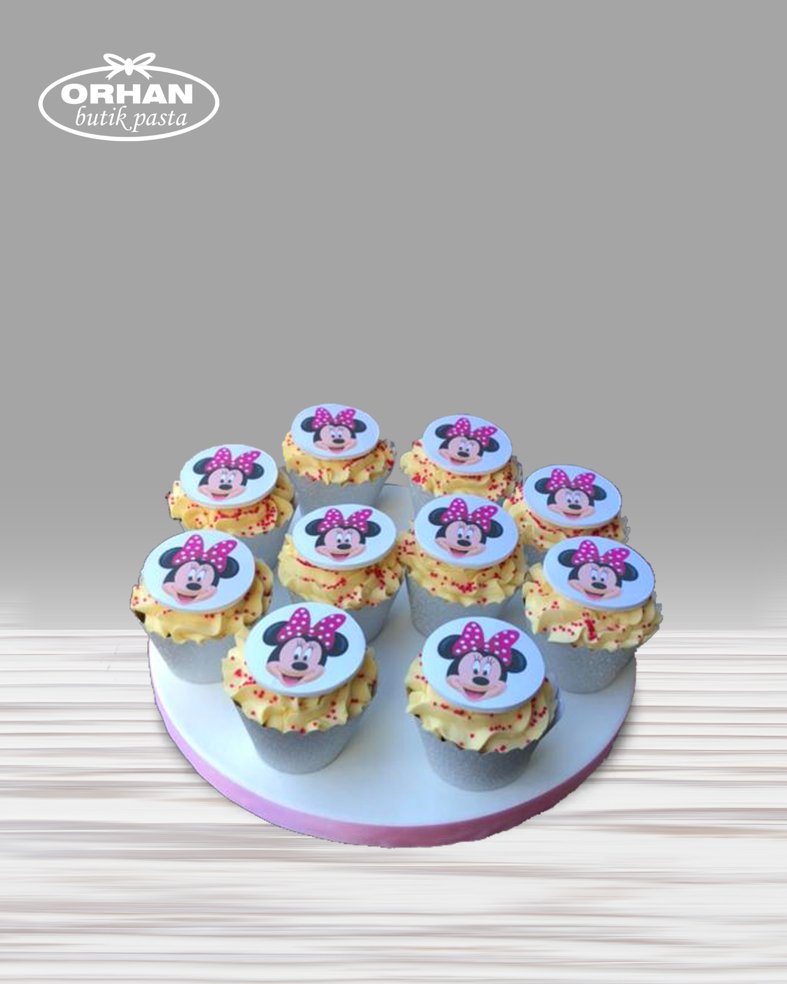 Mini Mouse Cupcake
