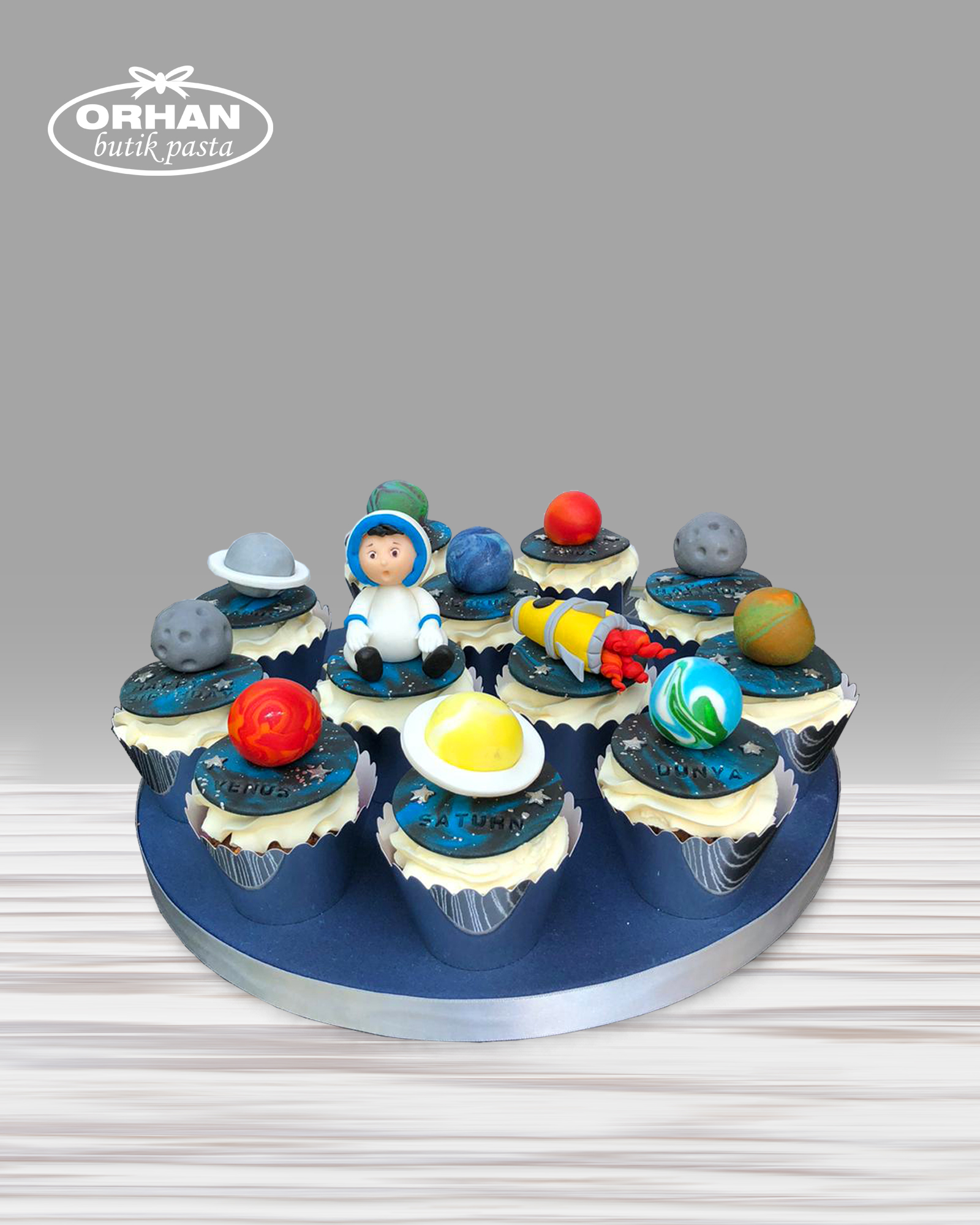 Uzay Temalı Cupcake