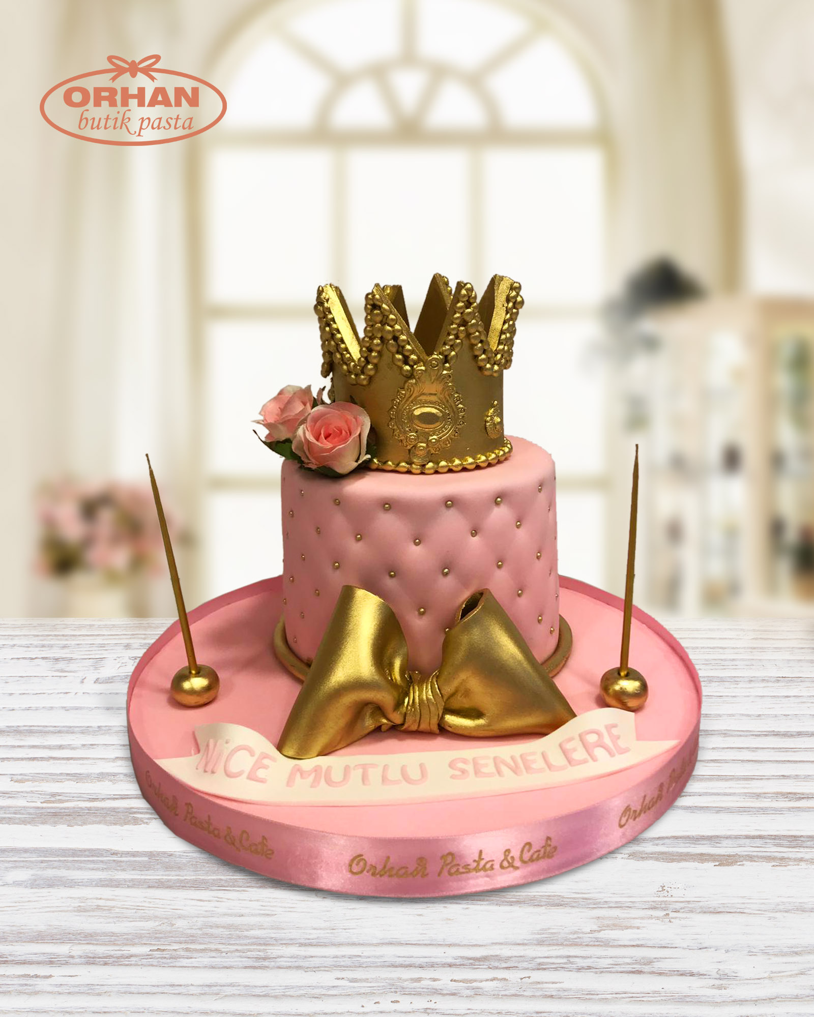 Kraliçe Anne Doğum Günü Pastası