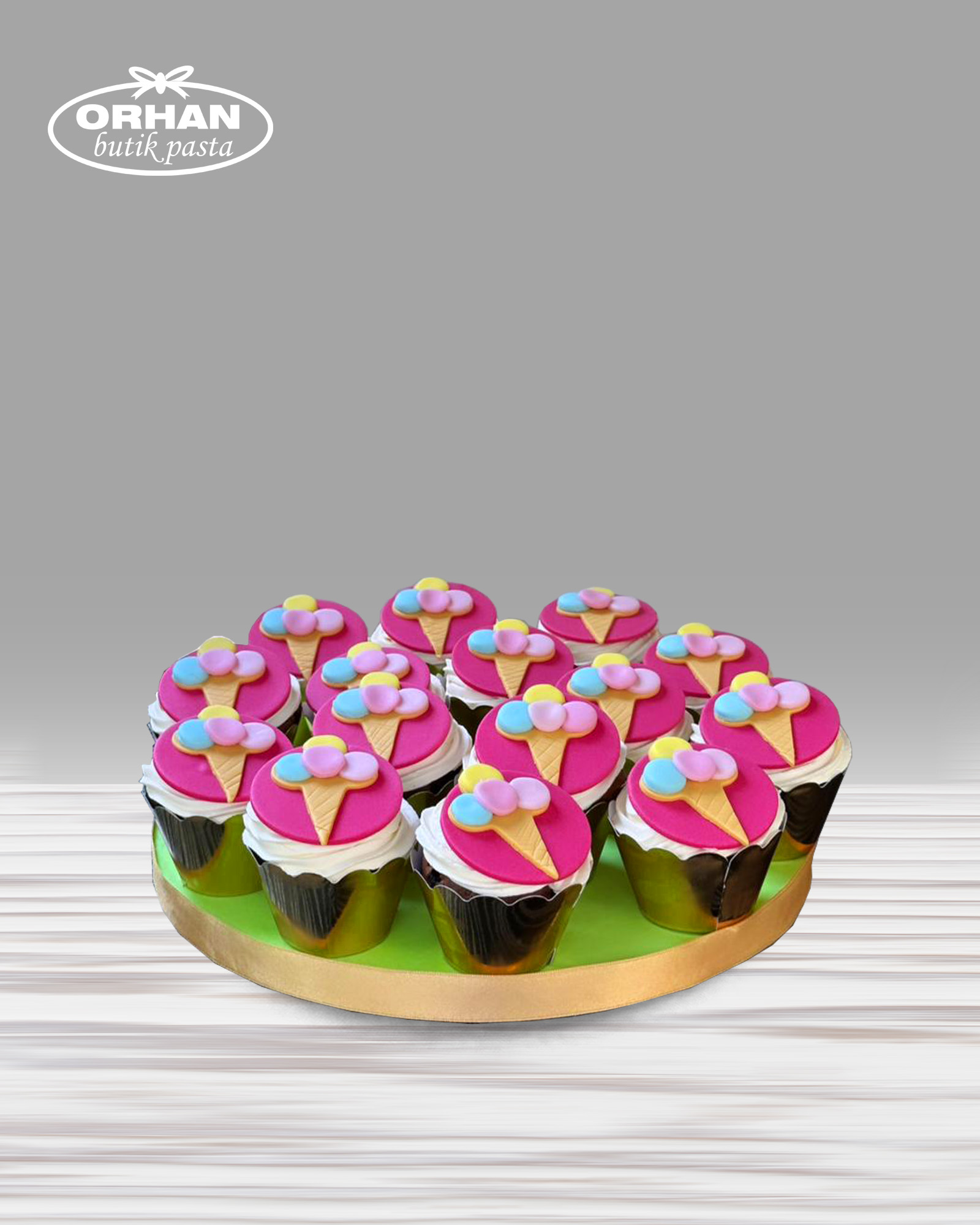 Dondurma Temalı Cupcake