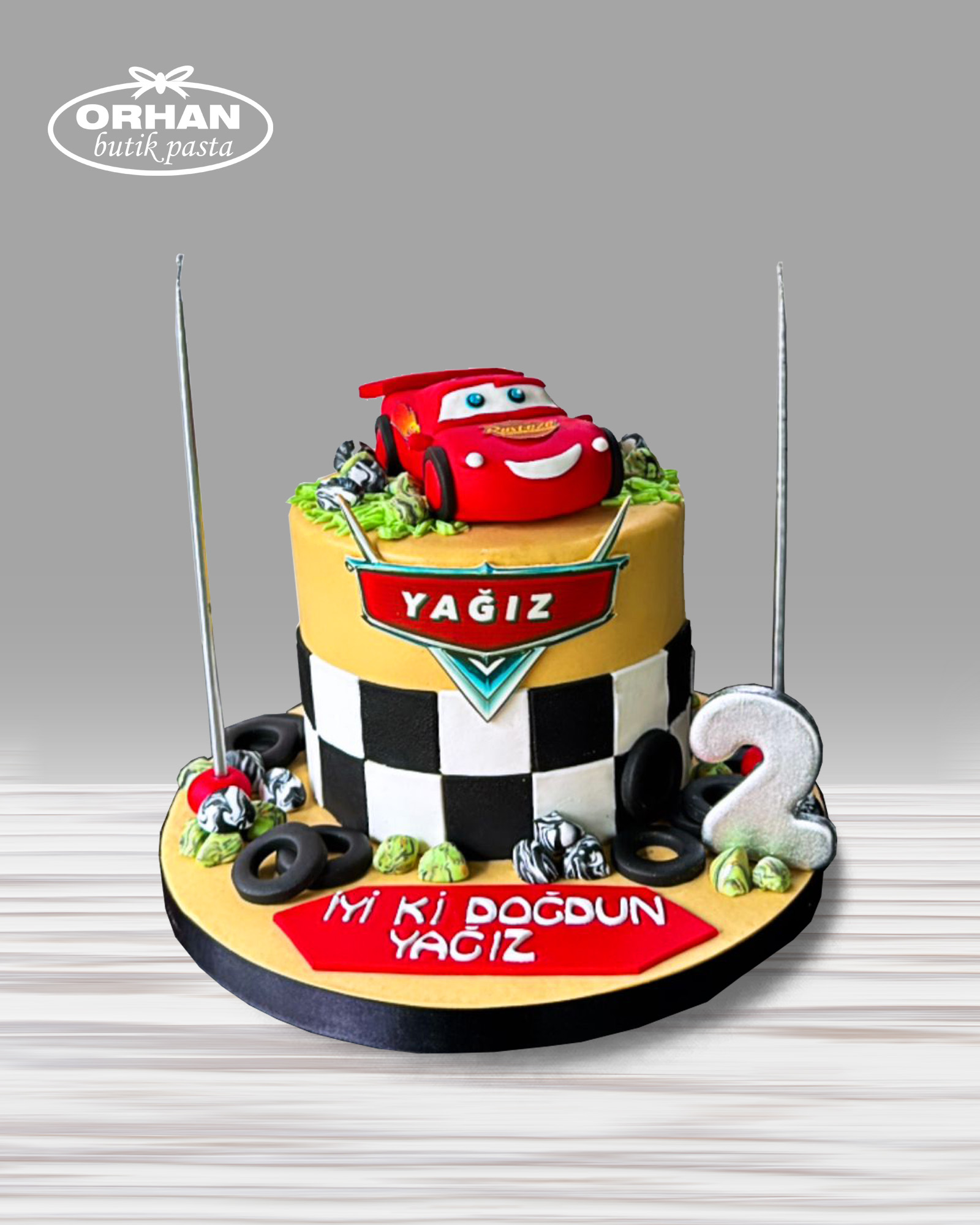 Cars Araba Doğum Günü Pastası Konsepti